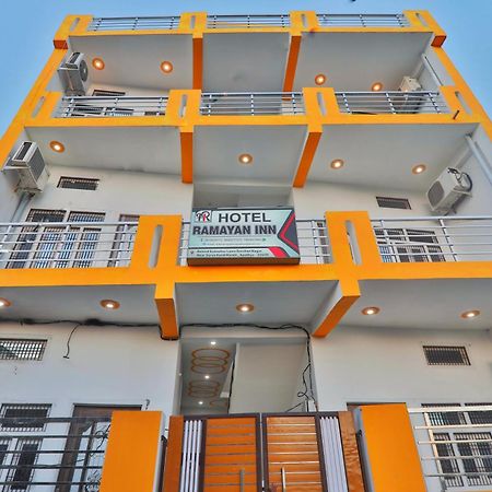Hotel Ramayan Inn Free Pickup From Ayodhya Dham Junction Eksteriør bilde
