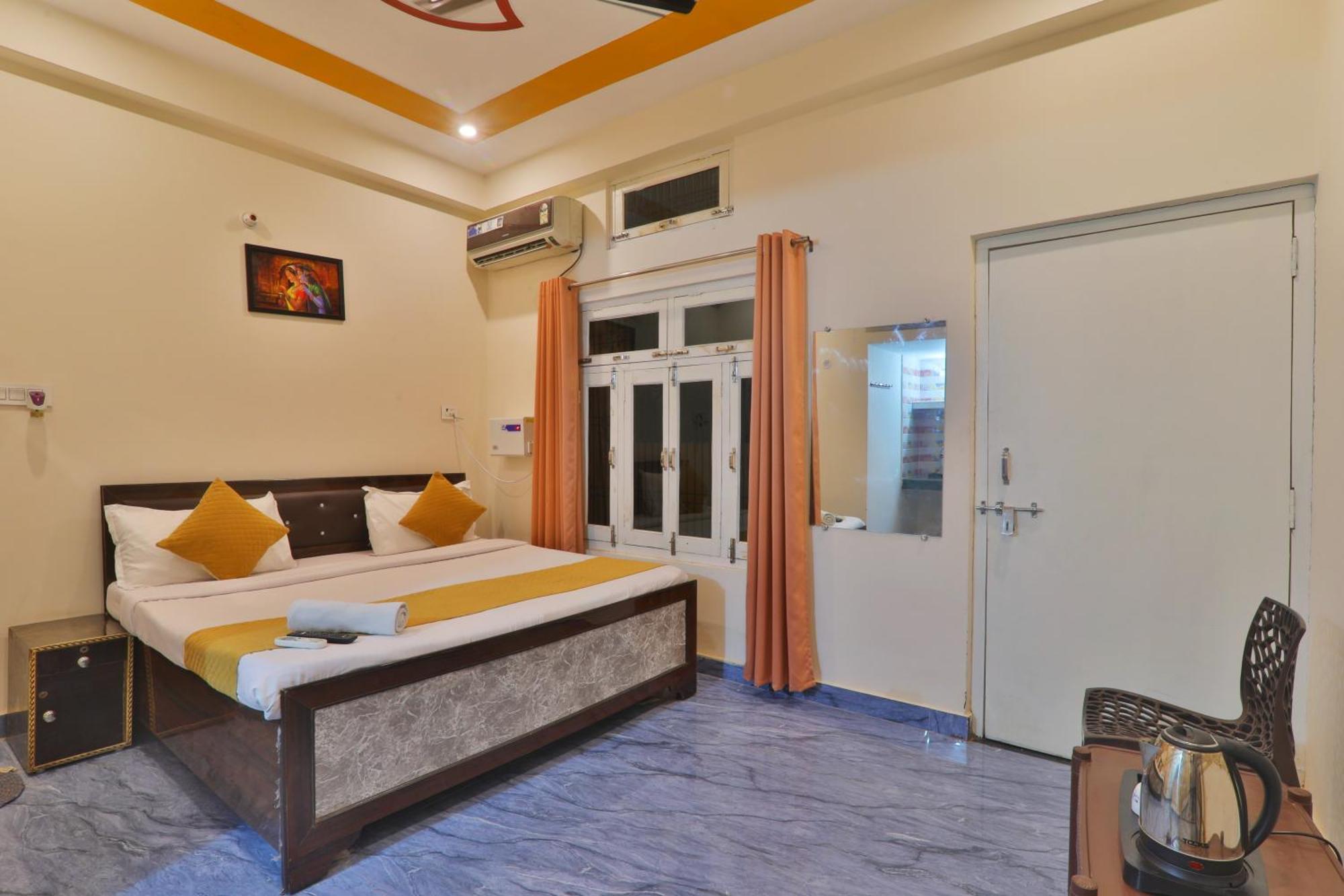 Hotel Ramayan Inn Free Pickup From Ayodhya Dham Junction Eksteriør bilde