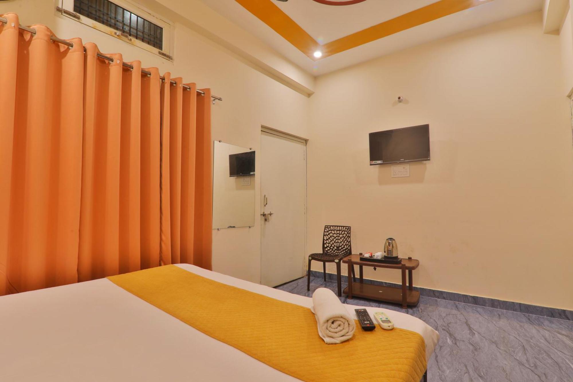 Hotel Ramayan Inn Free Pickup From Ayodhya Dham Junction Eksteriør bilde