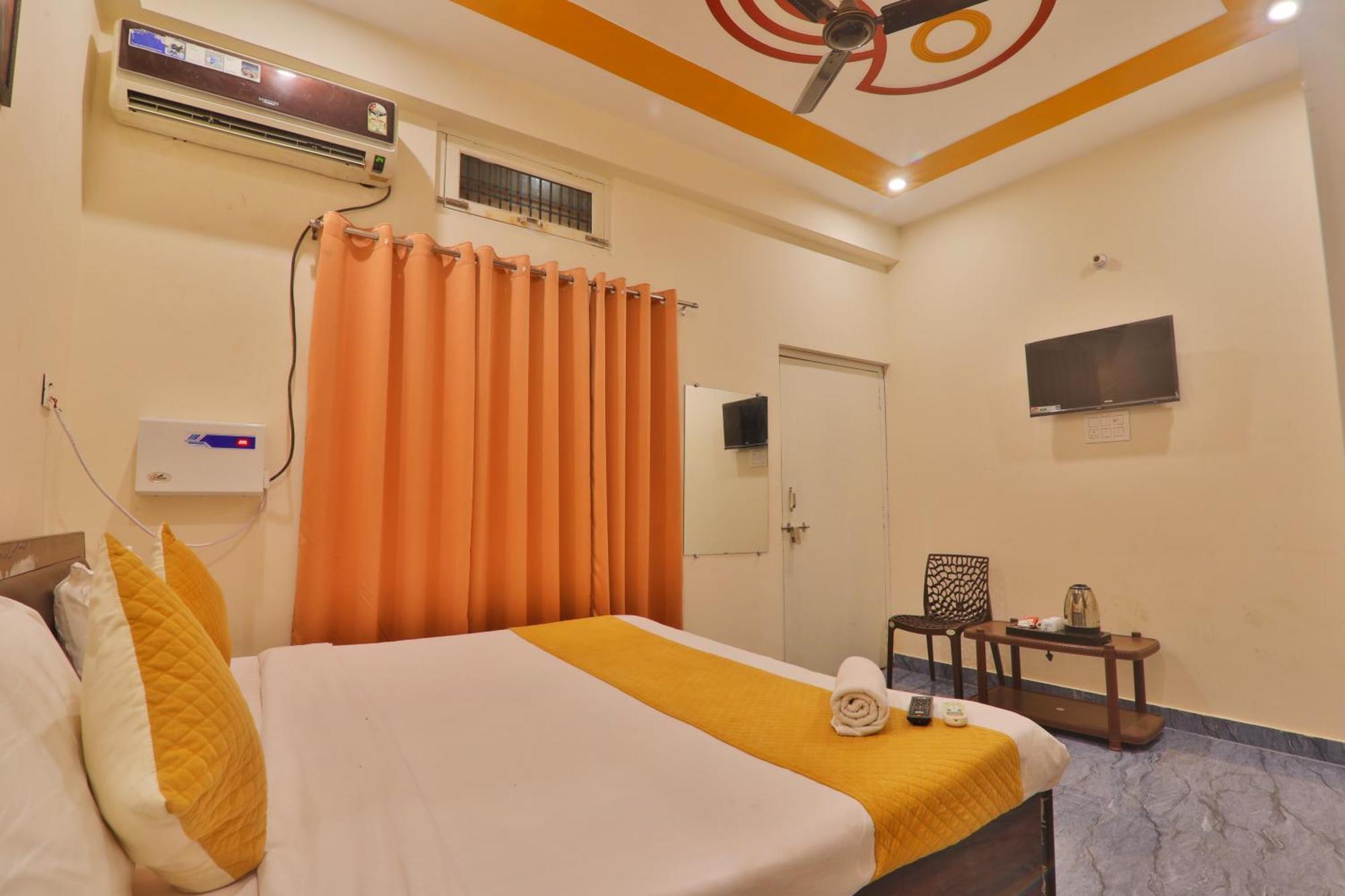 Hotel Ramayan Inn Free Pickup From Ayodhya Dham Junction Eksteriør bilde